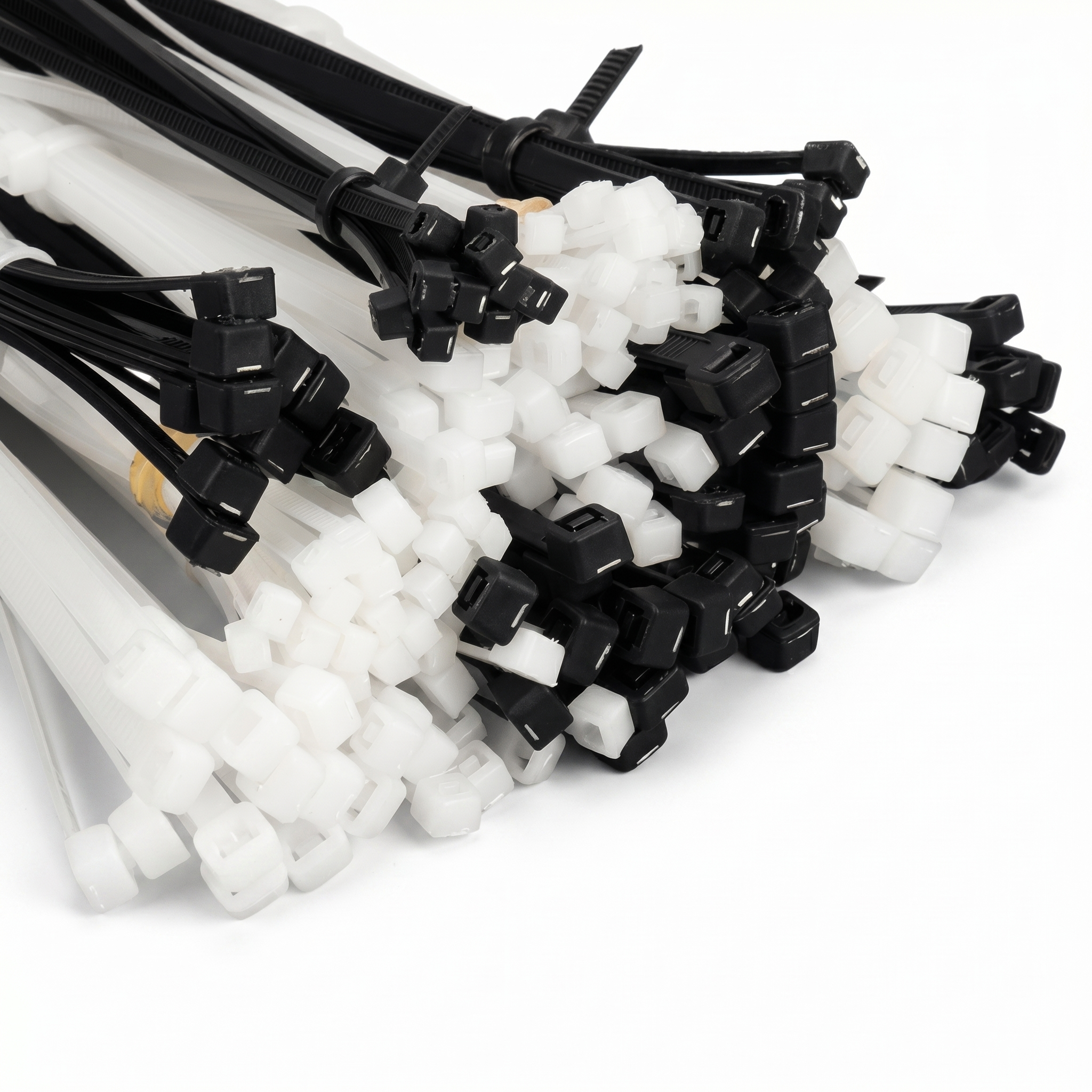 TheFrenchNets UV nylon zip ties black pack laid out on a wooden surface.